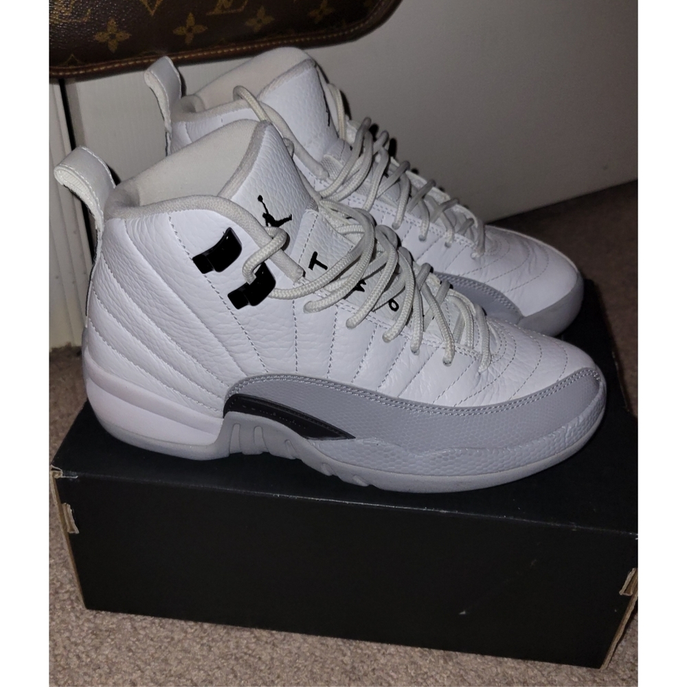Air Jordan Retro 12